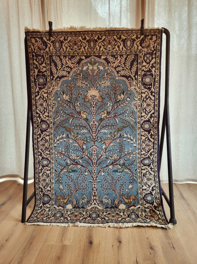 Teppich im Boho-Stil in der Farbe blau mieten für Hochzeiten